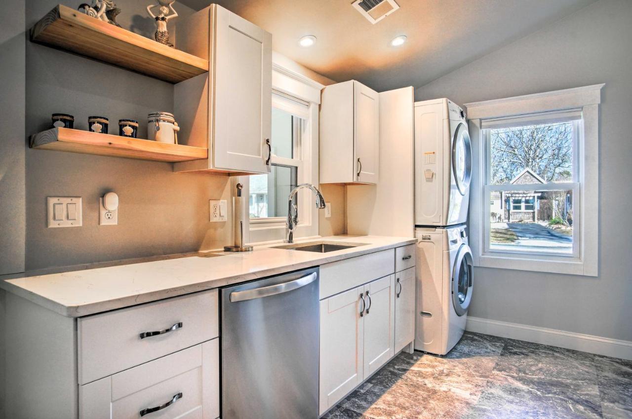 Updated Buzzards Bay Beach Cottage Walk To Shore! Борн Экстерьер фото