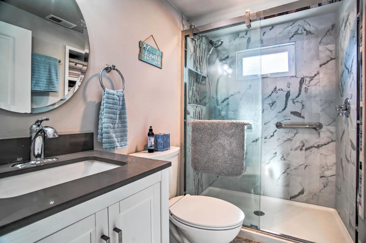 Updated Buzzards Bay Beach Cottage Walk To Shore! Борн Экстерьер фото